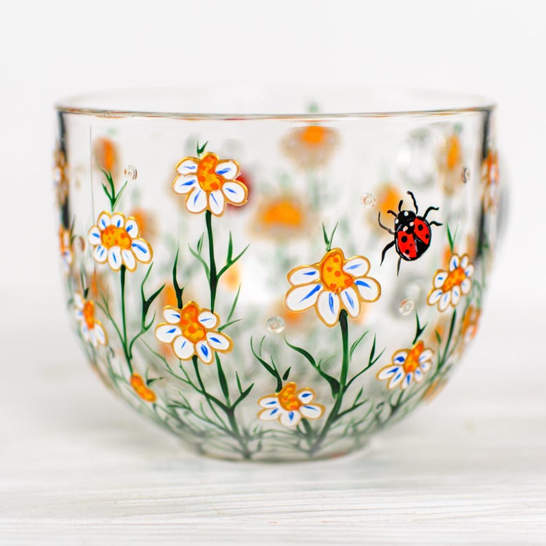 Handmade Daisy Mug: April Birth Flower
